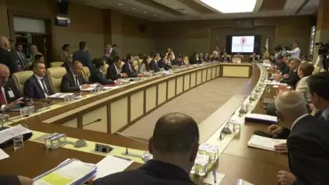 Sosyal Medya Yasası TBMM Adalet Komisyonu'nda. Özgür Özel'den İktidara: 'Ayarını Bozduğun Kantar Gün Gelir Seni Tartar'