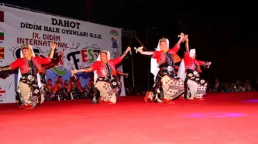 DAHOT '2022 Folkfest' renkli görüntülere sahne oldu