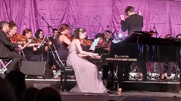 Genç piyanist Ağırgöl, Salzburg Filarmoni Orkestrası ile sahne aldı