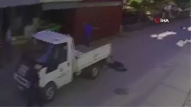 Son dakika haberi! Çivril'de feci kaza... Motosiklet sürücüsü kamyonete böyle çarptı