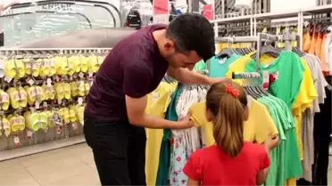 Kurban Bayramı öncesinde hediyelerle yetim çocukların yüzü güldürülüyor