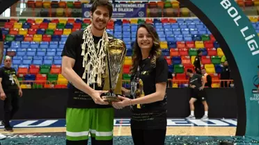 Manisa BB Basketbol 5 isimle sözleşme imzaladı