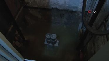 Başkent'te binayı su bastı