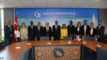 Ruanda Büyükelçisi Düzce Üniversitesinde