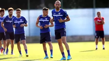 Ahmet İlhan Özek: 'Şampiyon olarak adımızı tarihe yazdırmak istiyoruz'