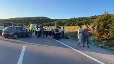Konya'da feci kaza! İki otomobilin birbirine girdiği trafik kazasında 5 kişi ölü, 4 kişi yaralandı