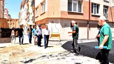 Başkan Ataç yol ve kaldırım çalışmalarını yerinde inceledi