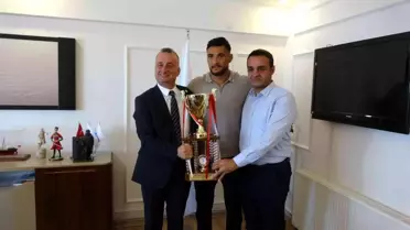 Başpehlivan Mustafa Taş: 'Sinop'a bir altın kemer borcum olsun'