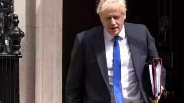 İngiltere'de hükümet krizi: Başbakan Boris Johnson kendi kabinesinin 'istifa et' baskısı altında
