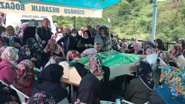 Son dakika haberleri... Trabzon'da devrilen ağacın altında kalan baba ile oğlunun cenazeleri defnedildi