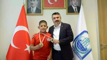 Güreş müsabakalarında 'Yıldırım' fırtınası