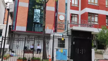 Hdp'nin Yeni Myk'sında 'İki Dönem Kuralı' Etkili Oldu