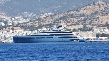 Mega yatlar Bodrum'da yakıt ikmali yaptı