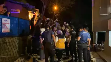 Sarıyer'de kamyon gecekondunun üzerine uçtu: 4 yaralı
