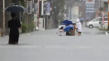 Japonya'daki yağış hayatı felç etti! 192 bin kişi için tahliye çağrısı yapıldı