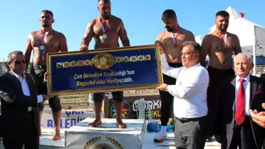 57. Süleyman Şahin Yağlı Pehlivan Güreşleri'nin başpehlivanı Serkan Serttürk oldu