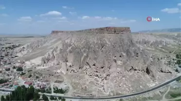 Kapadokya'nın giriş kapısındaki Selime Katedrali'ne ziyaretçi ilgisi arttı