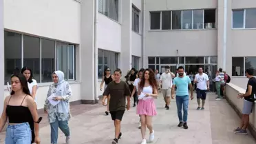 Edirne'de bazı adaylar dakikalar kala sınava yetişti