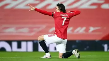 Galatasaray, Seferovic'in ardından Cavani'yi de İstanbul'a getirmek için seferber oldu! Golcü oyuncu da transfere yeşik ışık yaktı...