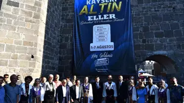 Başkan Büyükkılıç'tan festivalde 'Devlet Tiyatrosu'na kadro' müjdesi