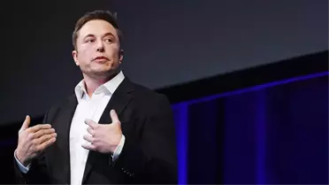 ABD'li milyarder Elon Musk'ın babasından gündem olacak sözler: Dehasını kapıdan geçen sütçüden almış olabilir