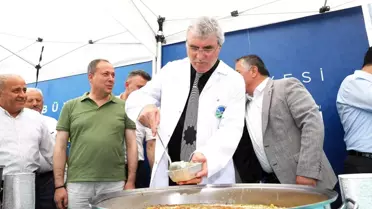 Başkan Yüce kazanın başına geçti, aşure dağıttı: 'Muharrem Ayı insanlığın yeniden dirilişidir'