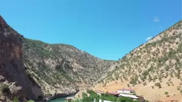 Karakoçan'ın nüfusu yazın gurbetçilerle 3 katı aşıyor