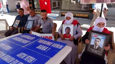 Muş'ta annelerin evlat nöbeti devam ediyor