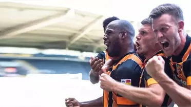 Norwich City'yi mağlup eden Hull City maç fazlasıyla liderlik koltuğuna oturdu