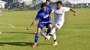 Kuşadasıspor hazırlık maçında Fethiyespor'u yendi