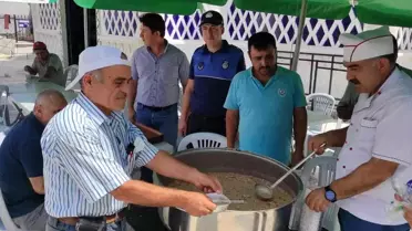 Selendi Müftülüğünden vatandaşa aşure ikramı
