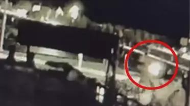 Anne ve oğlunun yaşamını yitirdiği kaza güvenlik kamerasında