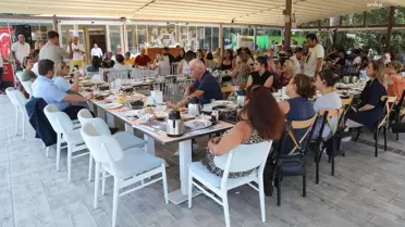 Samsun haberi... Atakum Belediye Başkanı Deveci, Yurttaşla Kahvaltıda Buluştu