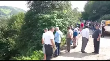 Ordu'da şarampole devrilen silindirin operatörü öldü