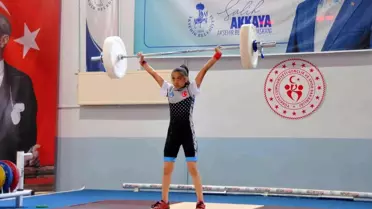 Minikler Türkiye Halter Şampiyonası Akşehir'de başladı