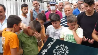 İSTANBUL-SARIYER'DE BOĞULAN BABA İLE OĞLU SON YOLCULUĞUNA UĞURLANDI