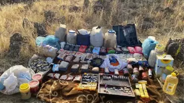 Tendürek'te teröristlerin EYP ve uzaktan komuta cihazları ele geçirildi
