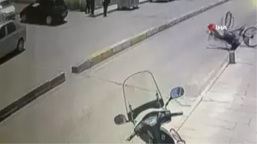 Bisiklet kazası güvenlik kameralarına yansıdı