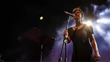 Bir konser daha iptal edildi! Ceyhan Kaymakamlığı, İlkay Akkaya'nın konserine izin vermedi