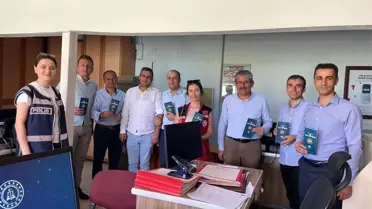 Hakkari'de 'Kadına El Kalkamaz' sloganıyla bilgilendirme