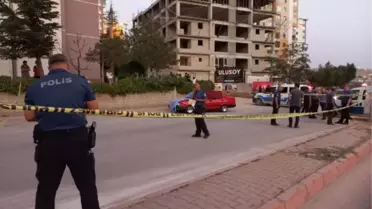 Otomobille husumetlisinin önünü kesip pompalı ile ateş açtı: 1 ölü