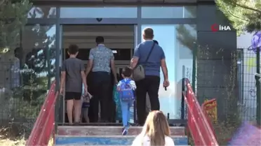 Okul öncesi ve birinci sınıflar eğitime başladı