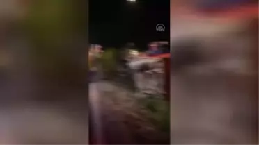 Mersin'de seyir halindeki traktör römorkundan düşen kadın yaralandı