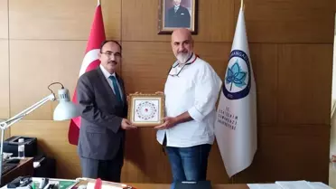 Yeni kurulan Diş Hekimliği Fakültesi hakkında istişarelerde bulundu