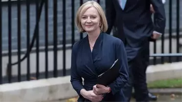 İngiltere'nin yeni Başbakanı Liz Truss, kabinesini açıkladı: Yalnızca 4 isim görevine devam edecek