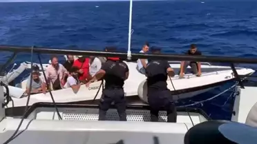 Marmaris'te 15 düzensiz göçmen kurtarıldı