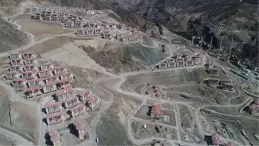 Yusufeli yeni yerleşim yerine taşınmak için gün sayıyor