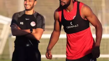 Antalyaspor'da Luyindama ile Nakajima takımla çalıştı
