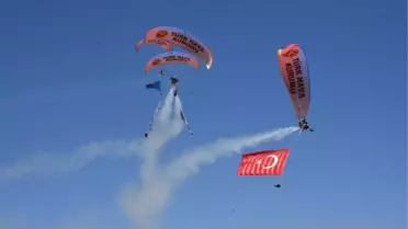 İzmir spor: İzmir'de 48'inci Türkiye Paraşüt Şampiyonası başladı