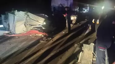 Isparta'da iki tırın çarpıştığı kazada 2 kişi öldü